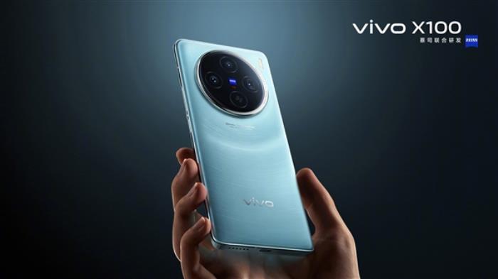 vivo X100系列首发蓝心大模型：在多个榜单中排名第一