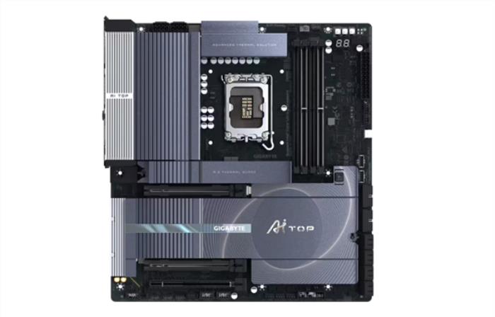 技嘉发布Z890 AI TOP主板：双PCIe 5.0插槽+三雷电